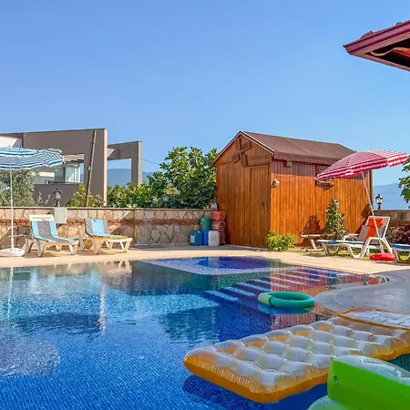 Elma * Κουσάντασι