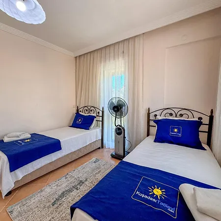 Elma クシャダス